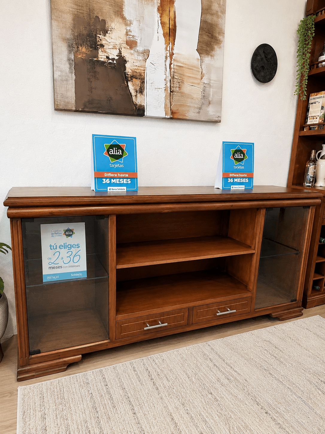 Mueble de TV Clásico